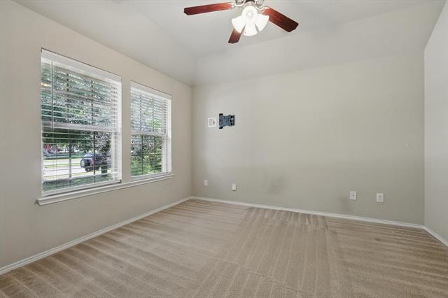 Building Photo - 1204 Villa Paloma Blvd