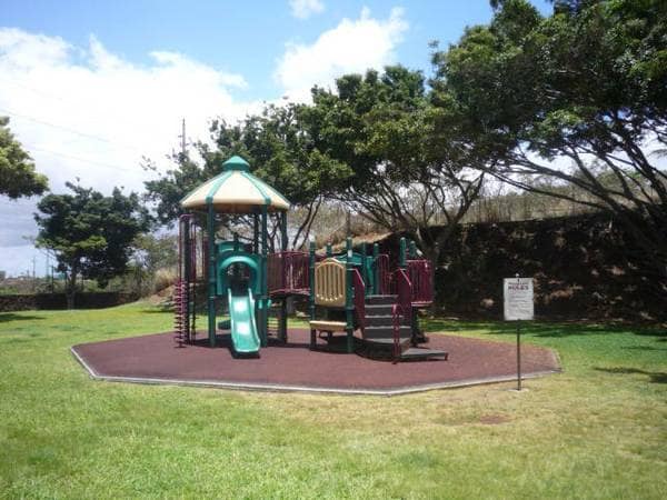 Building Photo - 1060 Kamehameha Hwy