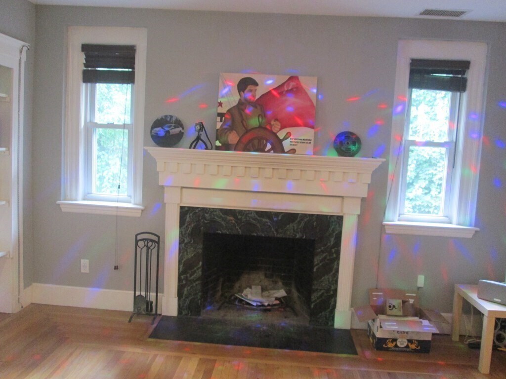 Building Photo - 8 Dunham St