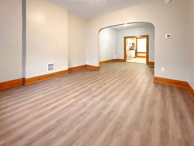 Photo - 3BR Baltimore Rowhome with Central Air & In-Unit Laundry