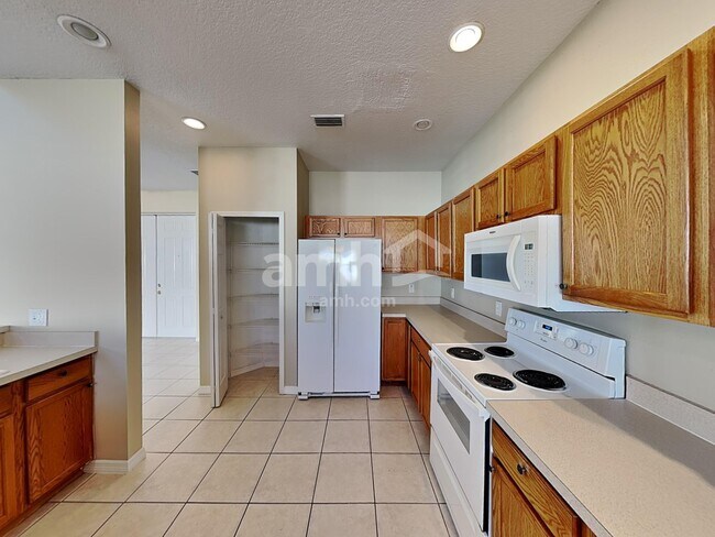 Foto del edificio - 6101 41st St E