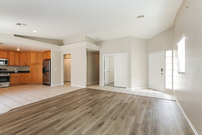 Foto del edificio - 5439 Coleman St