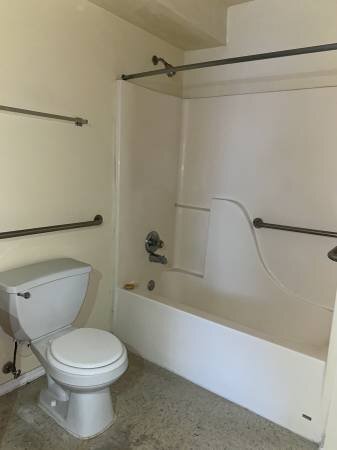Building Photo - 627 Fonseca Dr