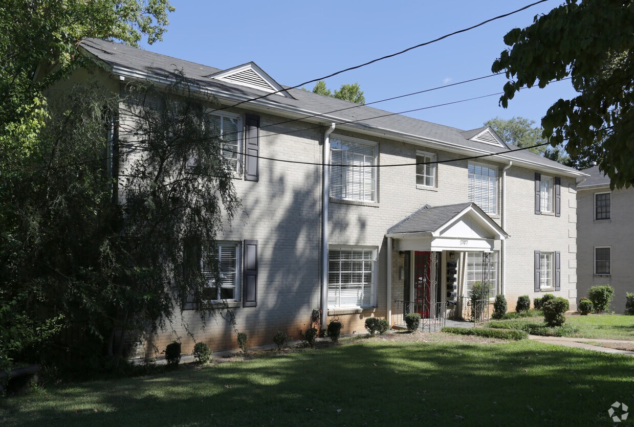 Building Photo - 1797 Rugby Ave