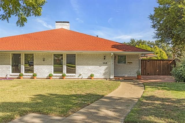 Primary Photo - 2918 Country Pl Ct