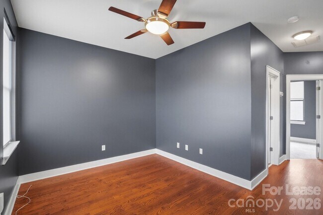 Building Photo - 440 N McDowell St