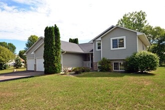 Building Photo - 4968 River Oaks Rd