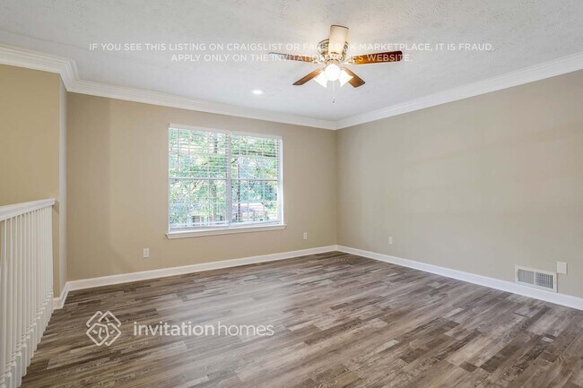 Foto del edificio - 5912 Christopher Ln