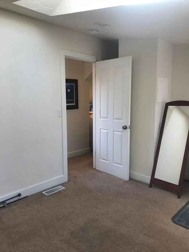 2nd bedroom - 3431 Pleasant Ave