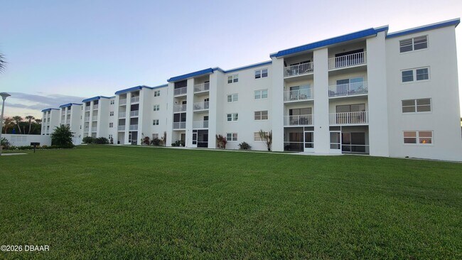 Foto del edificio - 3131 S Ridgewood Ave