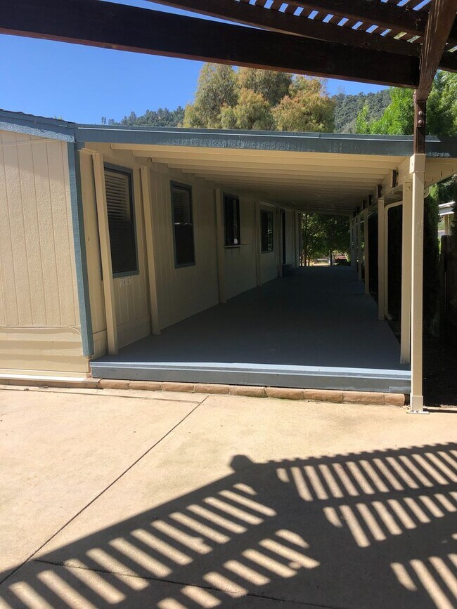 Building Photo - Heritage Ranch 3 Bedroom 2 Bathroom Home A...