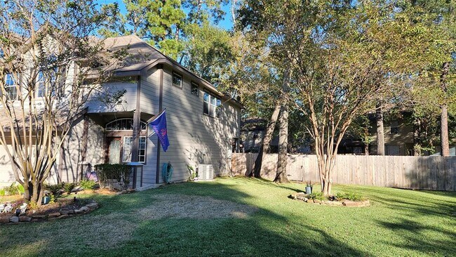 Building Photo - 111 W Twinvale Loop