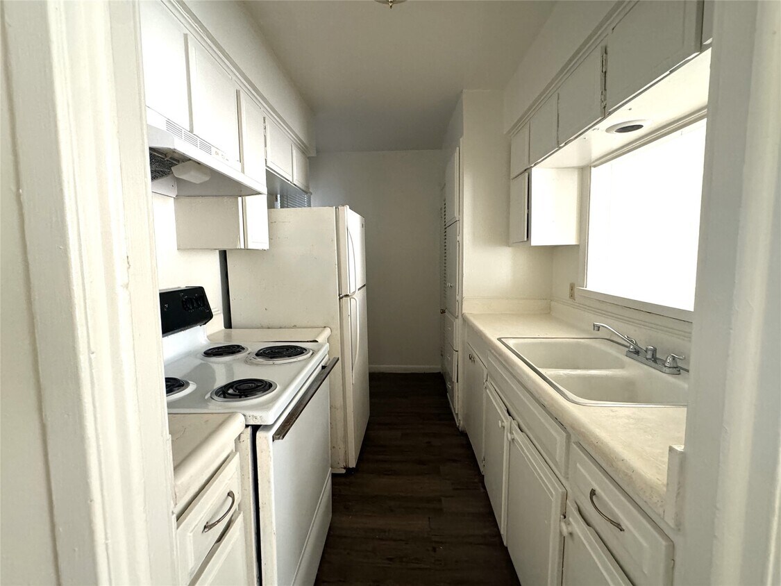 Foto del edificio - 3003 Broadway St