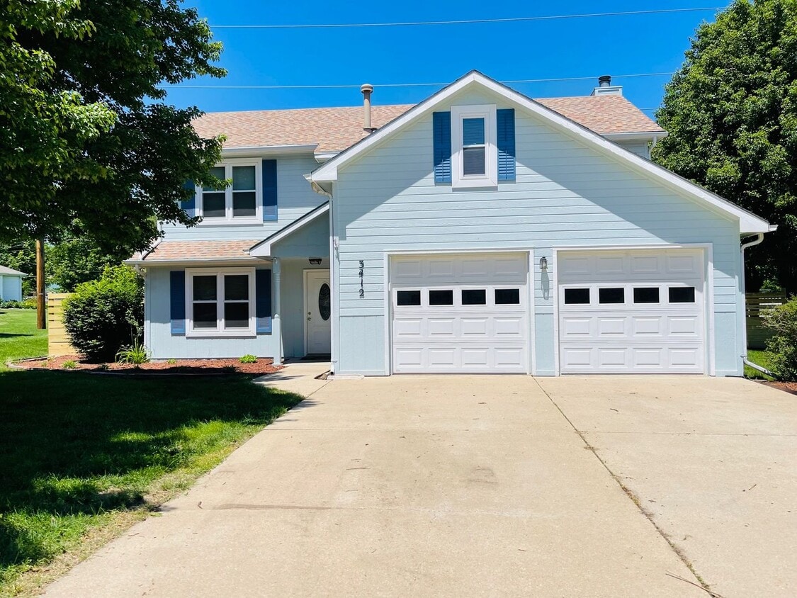 Primary Photo - Beautiful, Spacious Single Family Home
