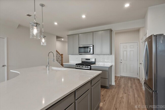 Foto del edificio - 2223 Ryegrass Ln