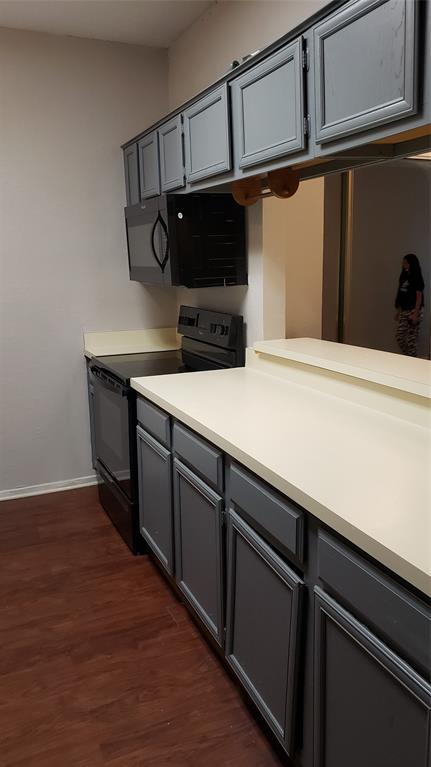 Foto del edificio - 5550 Spring Valley Rd