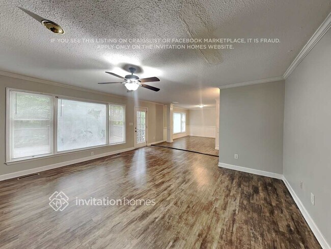 Foto del edificio - 1611 Plantation Trail