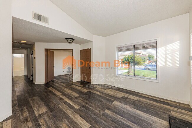 Foto del edificio - 12365 Marquette Ct