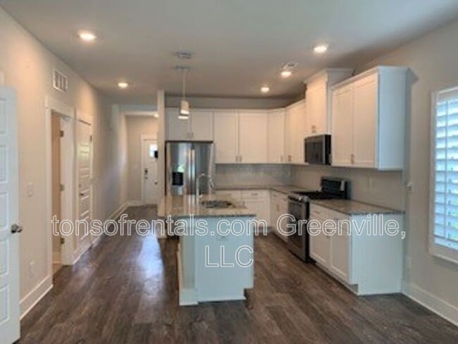 Photo - 34 Galley Ln Townhome