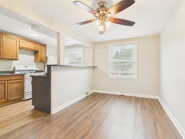 Foto del edificio - 3 Bedroom House in Harrisburg