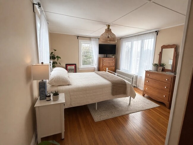 Building Photo - 123 Thimble Islands Rd