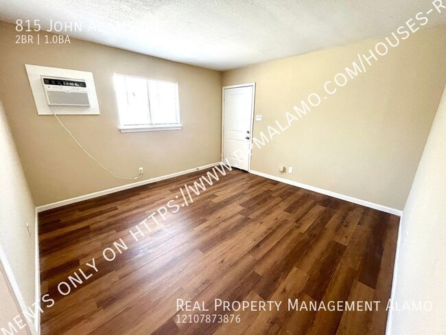 Foto del edificio - **MOVE-IN SPECIAL** AVAILABLE NOW! 2 Bedro...