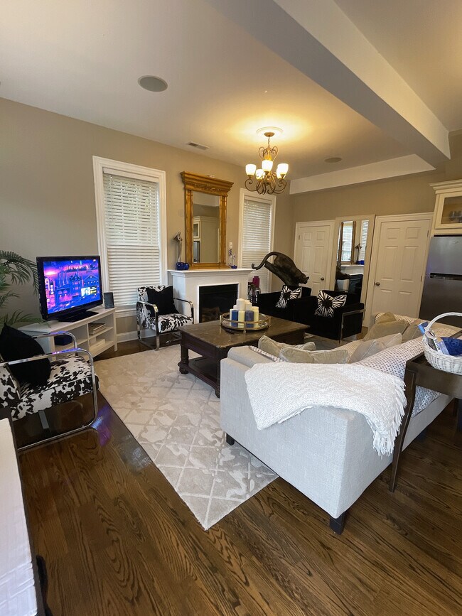 Living Room - 826 Watertown St