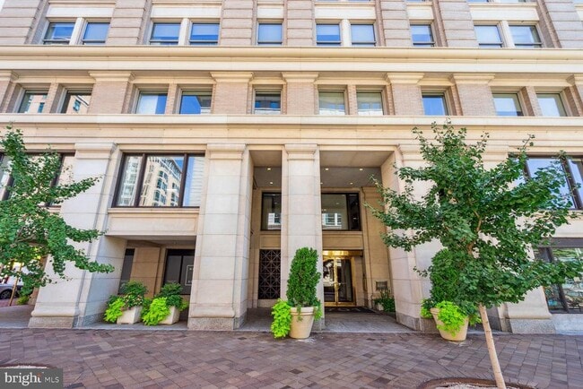 Building Photo - 701 Pennsylvania Ave NW