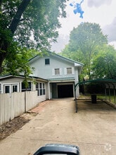 Building Photo - 305 Wigley St