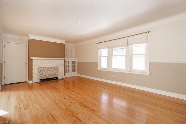 Building Photo - 1509 Sherbrook Rd