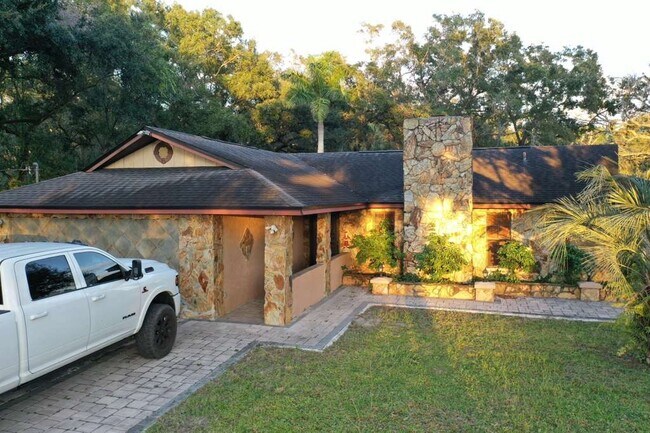 Foto del edificio - 3416 S 70th St