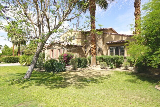 Building Photo - 40310 Rancho Palmeras