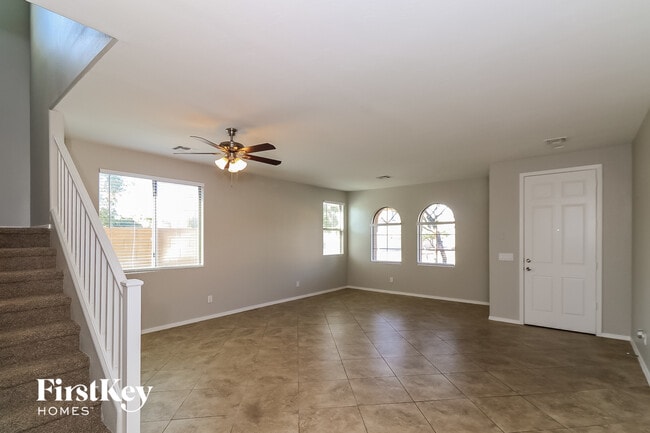Foto del edificio - 4027 W Valley View Dr