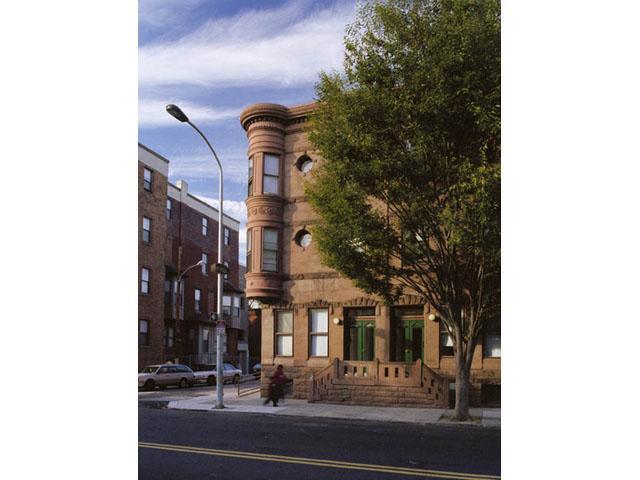 Foto principal - The Brownstones at Diamond Street