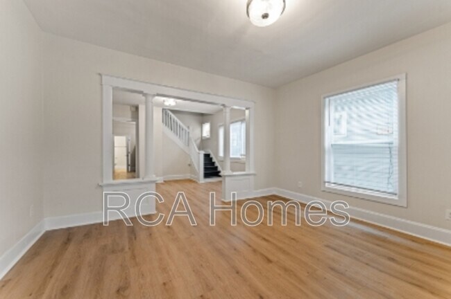 Photo - 619 N Rural St House