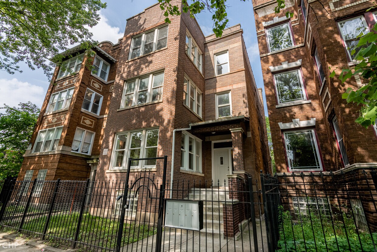 Primary Photo - 6032 S St Lawrence Ave
