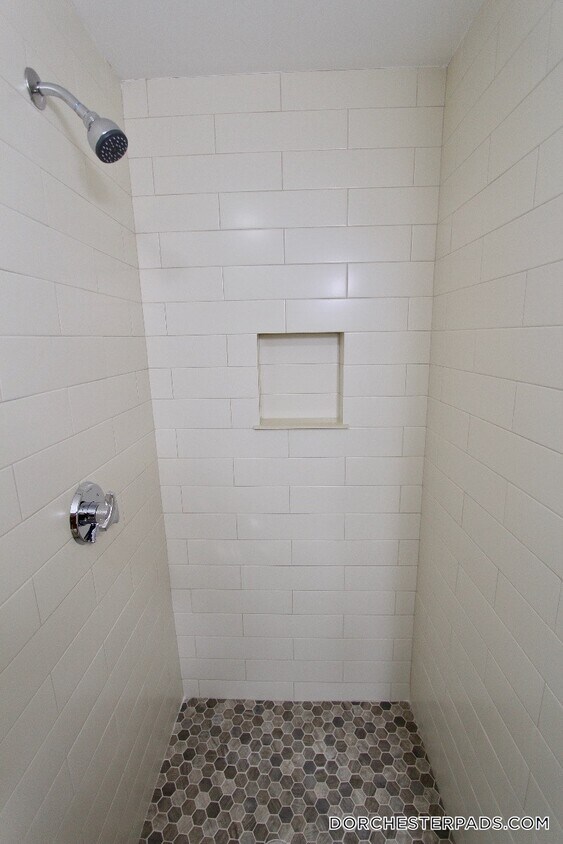 Foto del edificio - 109 Pleasant St
