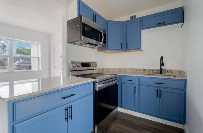 Building Photo - 3040 SE Lime Tree Trail