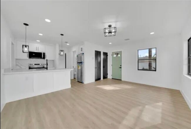 Building Photo - 3031 28th St N