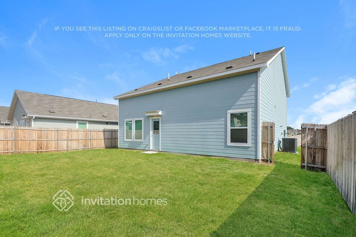 Foto del edificio - 5113 Hidden Treasure Ln
