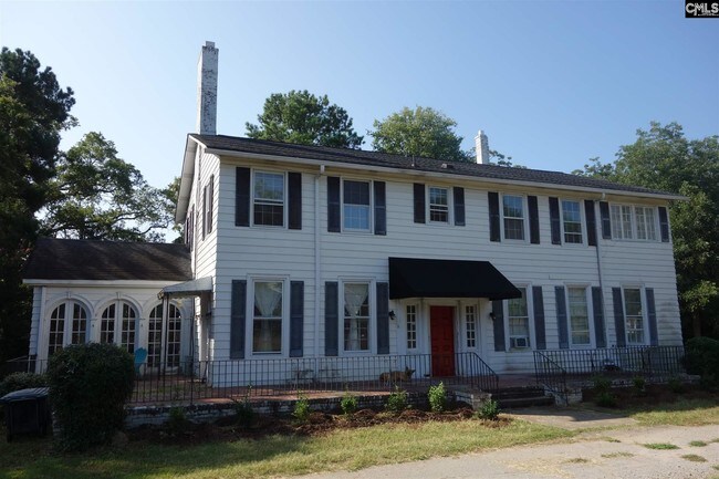 Building Photo - 105 W High St