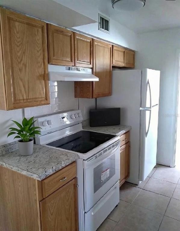 Foto del edificio - 1001 Bay Breeze Terrace