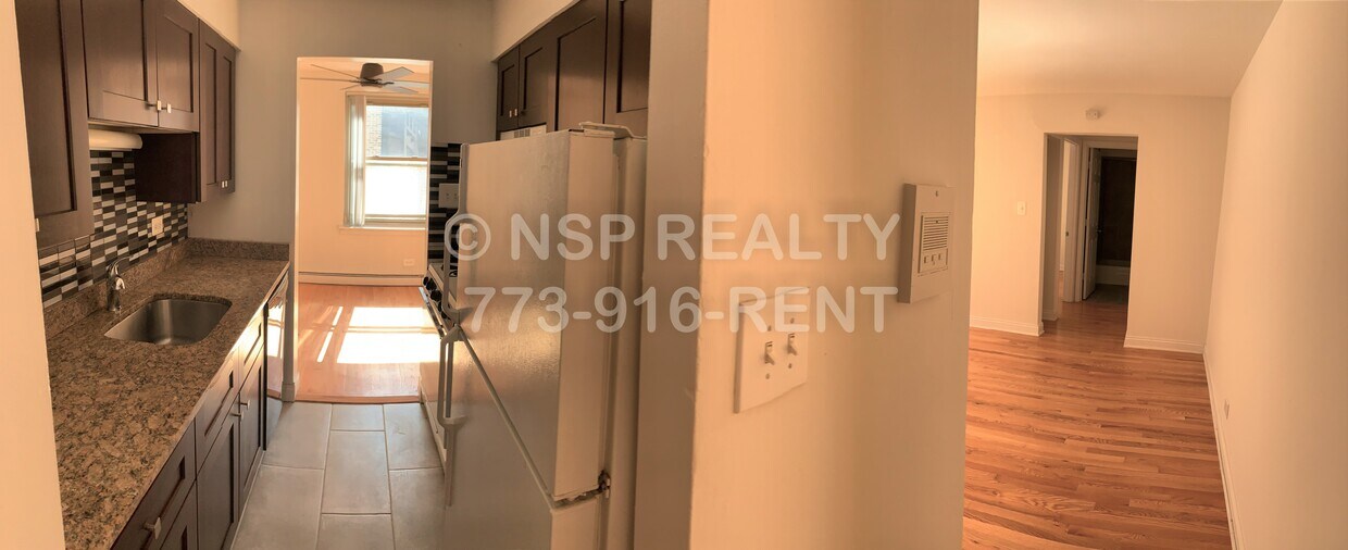 Primary Photo - 3710 N Pine Grove Ave