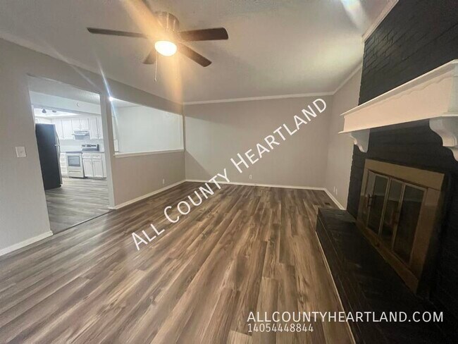 Foto del edificio - 6406 Galaxie Dr