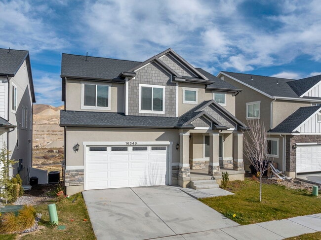 Building Photo - 16349 S Coupler Ln