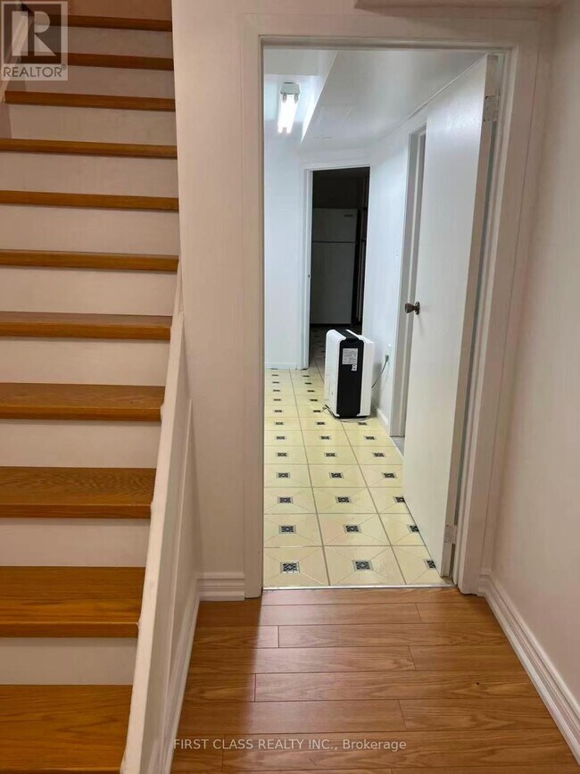 Building Photo - 51 Chase Ct