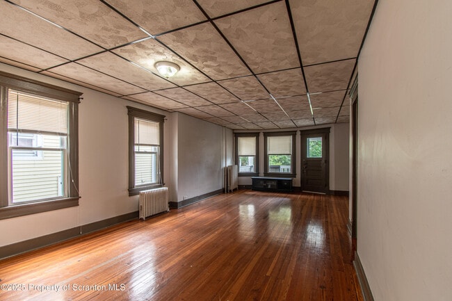 Building Photo - 1027 Woodlawn St
