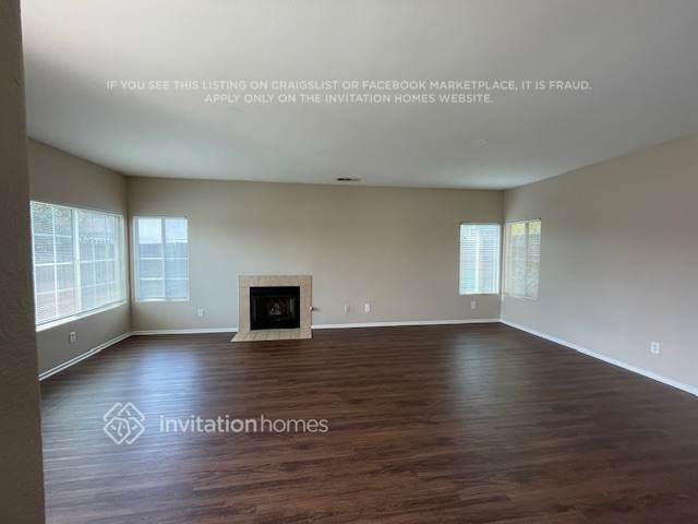 Foto del edificio - 12813 Westbury Dr