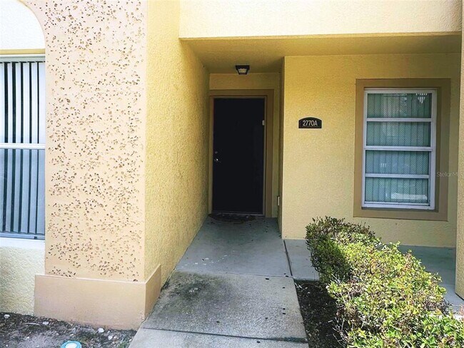 Foto del edificio - 2770 Club Cortile Cir