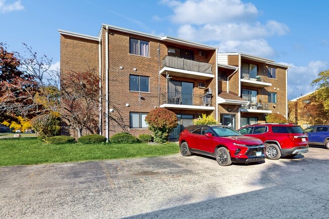 Building Photo - 7325 Tiffany Dr